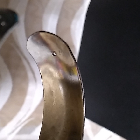 VINTAGE Flowers & Vines on Silver-like Bracelet - Picture 6 of 9